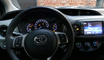 Toyota Yaris 1.0i VVT-i Y-oung vol